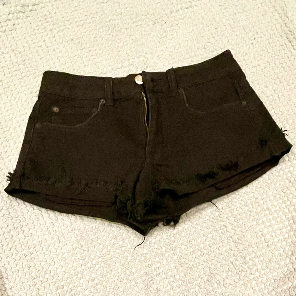 🌻American Eagle “Festival” shorts size 6 🌻
